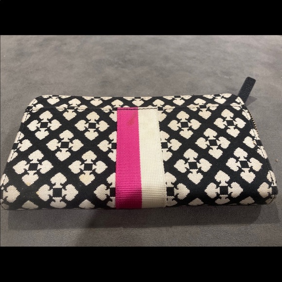 SOLD Kate Spade wallet - Picture 6 of 11